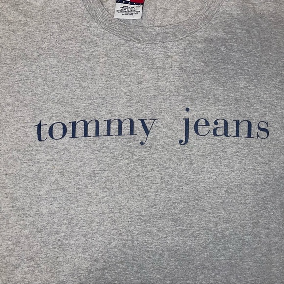 Vintage Tommy Hilfiger Jeans Grey T-Shirt - Size Large - Picture 2 of 6